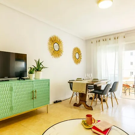 Pink Maritimo Apartament *