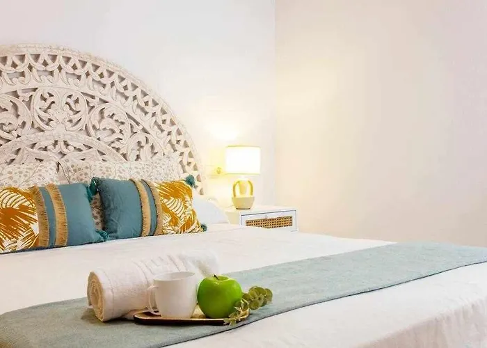 Pink Maritimo 아파트 또레비에하