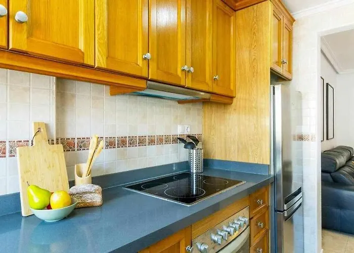 Pink Maritimo 아파트 또레비에하