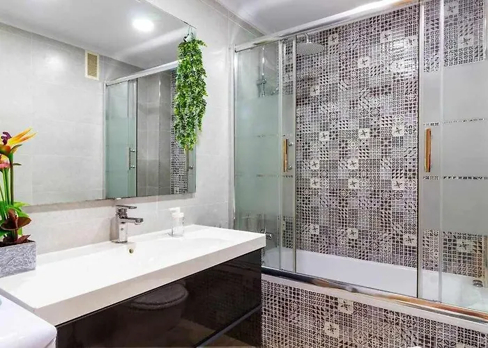 Pink Maritimo 아파트 또레비에하